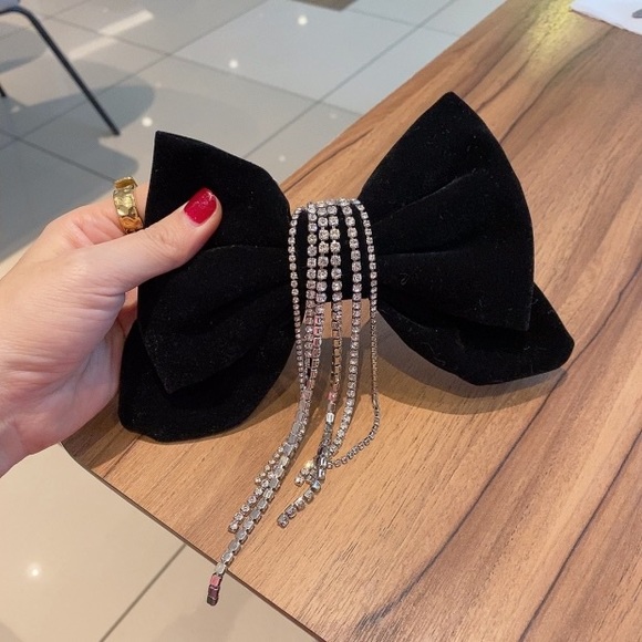 Ribbon hair clip
